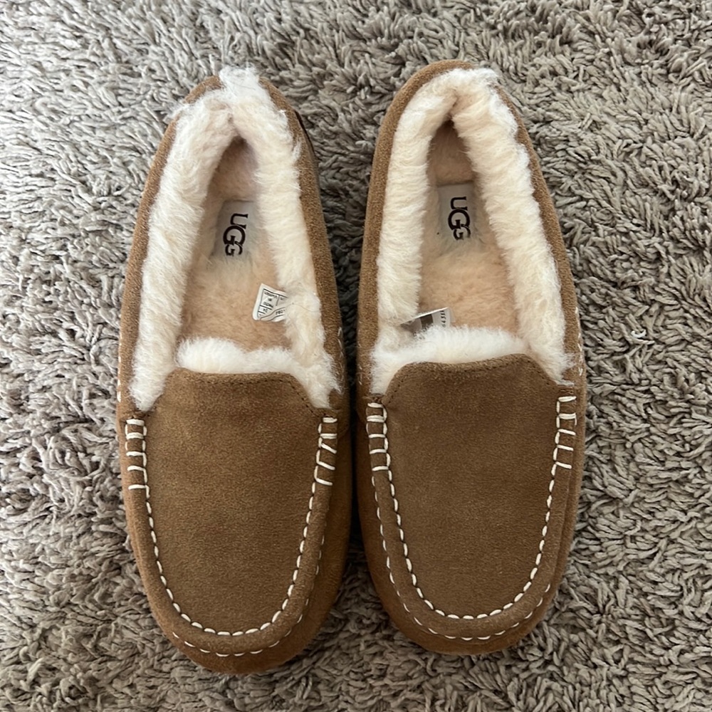 UGG low slippers!